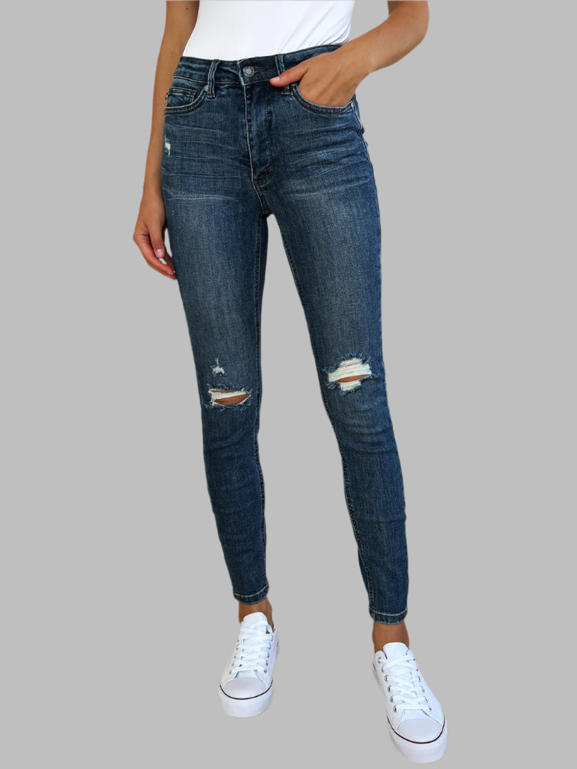 19f6a8dc-adcc-4783-acb0-d353065f94f3-Max