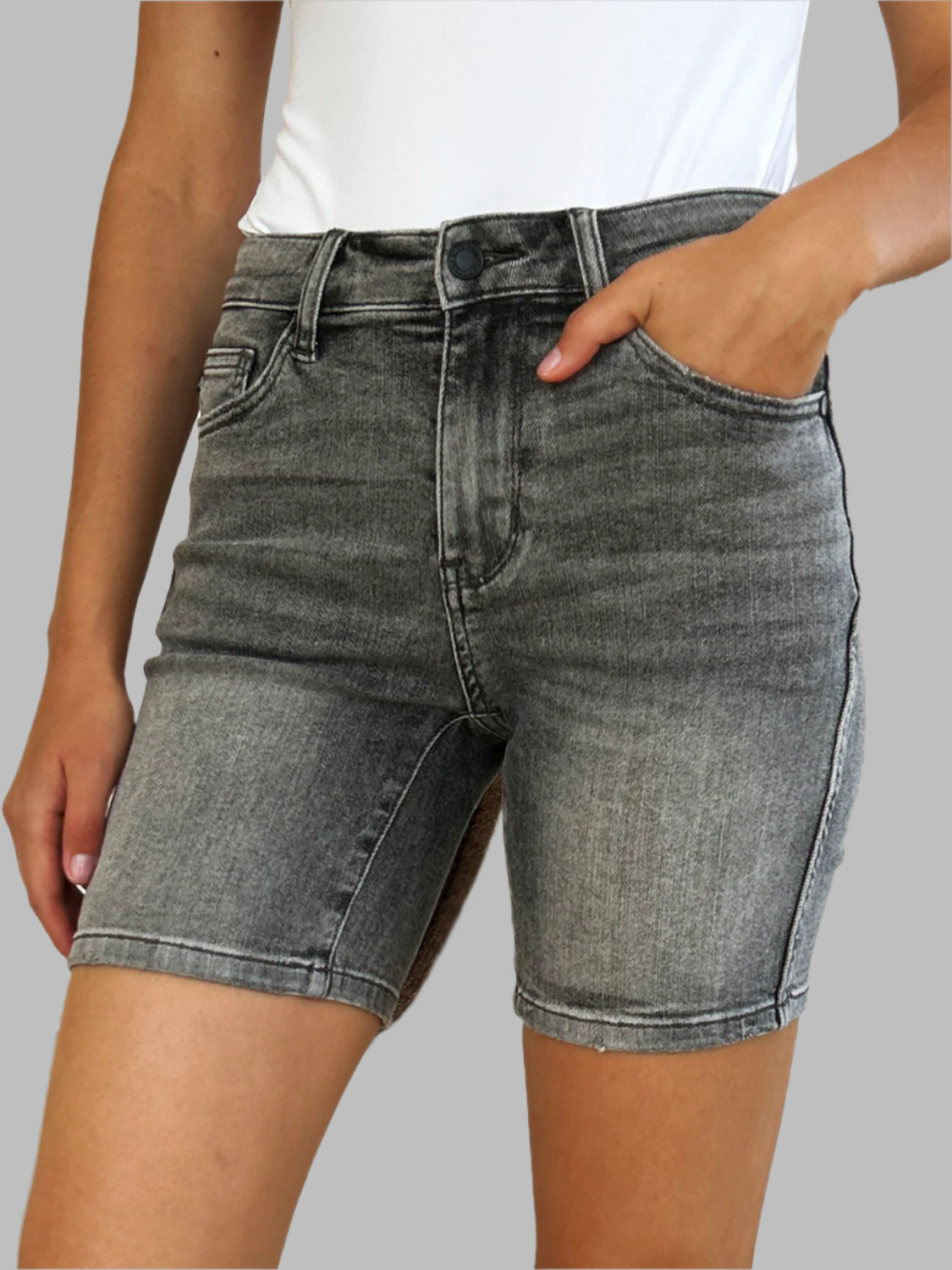 7446e849-665f-47b6-b8f1-76bfc2e5934b-Max