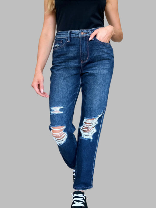 9566d8e6-3db6-494b-839d-3dc7451685a6-Max