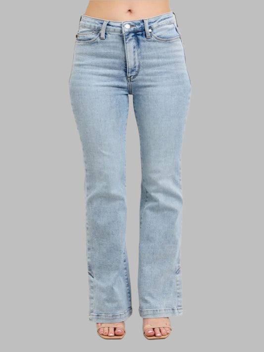 9b1fbecf-8def-4b68-9fbf-a5a785effd87-Max