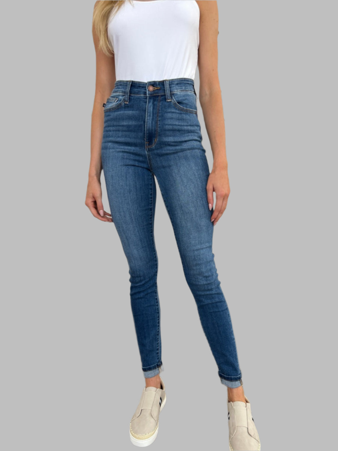 b1201d59-c265-486b-87a1-626586baeebc-Max