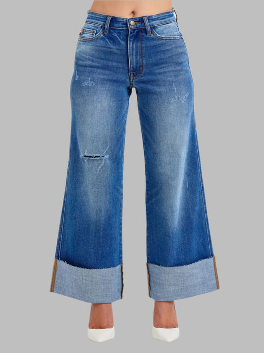 c6580c83-acd3-48a0-bde9-d9876474406a-Max