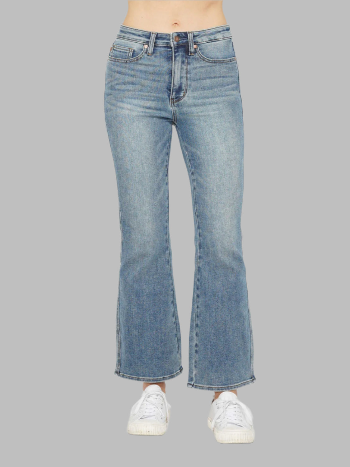 d8a0a997-f918-46e3-af53-f5491e67a7cc-Max